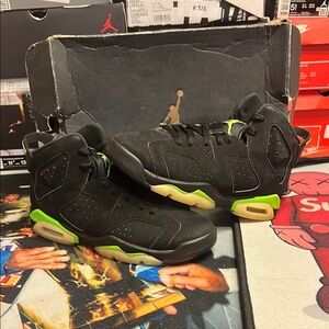 Jordan 6 Electric Green (5.5Y/7W)